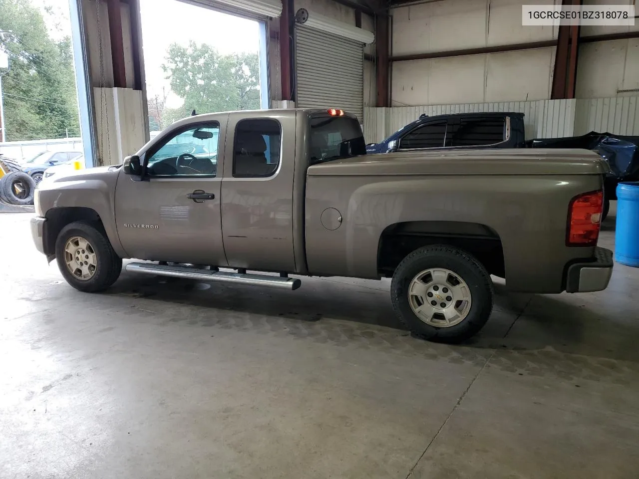 2011 Chevrolet Silverado C1500 Lt VIN: 1GCRCSE01BZ318078 Lot: 72882494