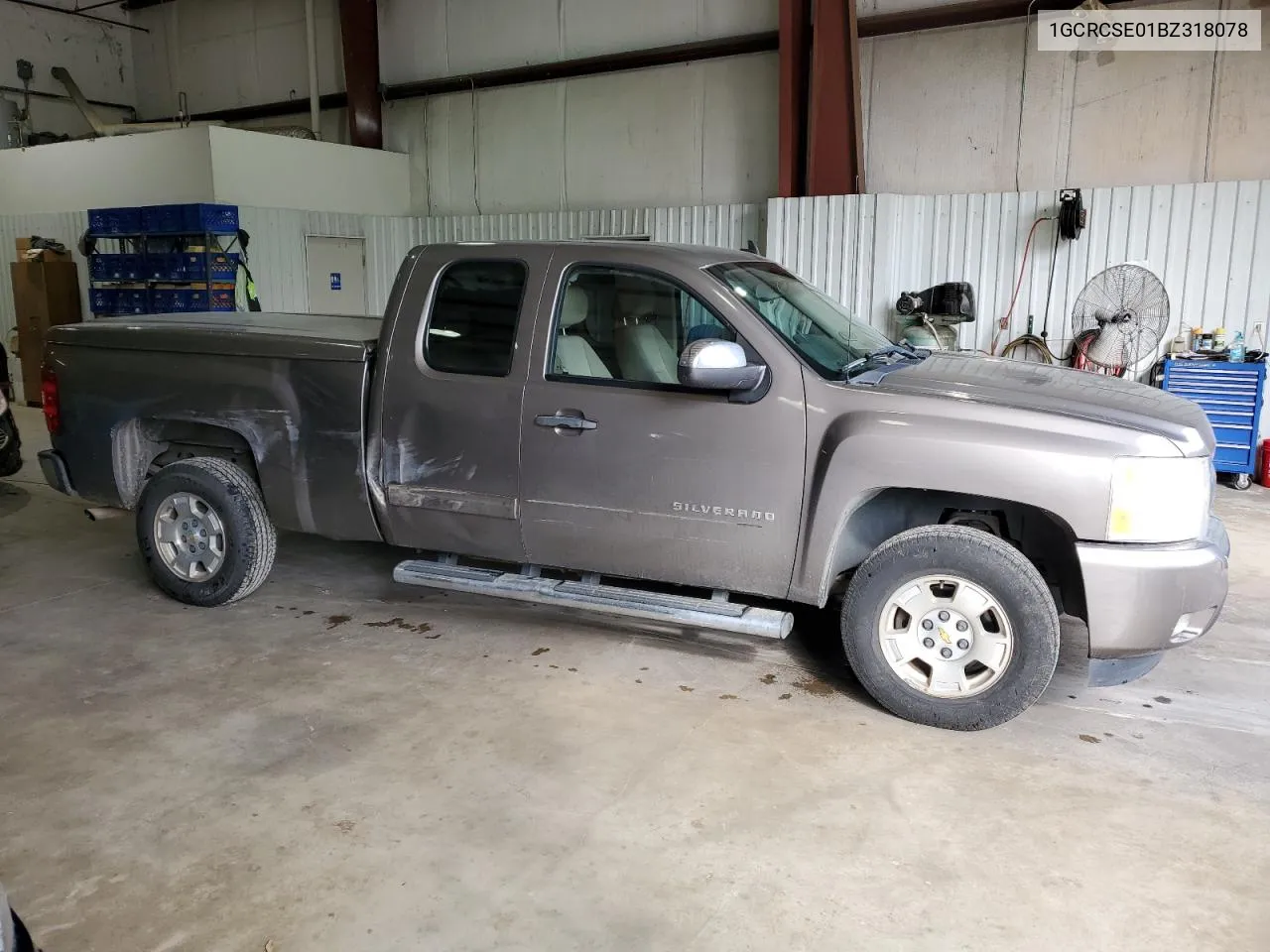 2011 Chevrolet Silverado C1500 Lt VIN: 1GCRCSE01BZ318078 Lot: 72882494