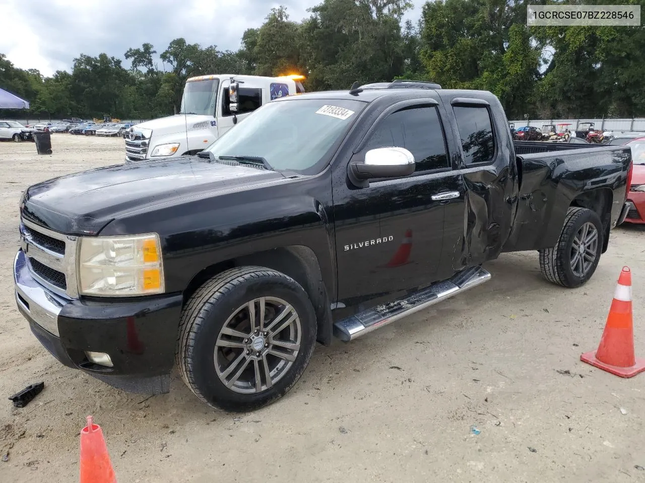 1GCRCSE07BZ228546 2011 Chevrolet Silverado C1500 Lt