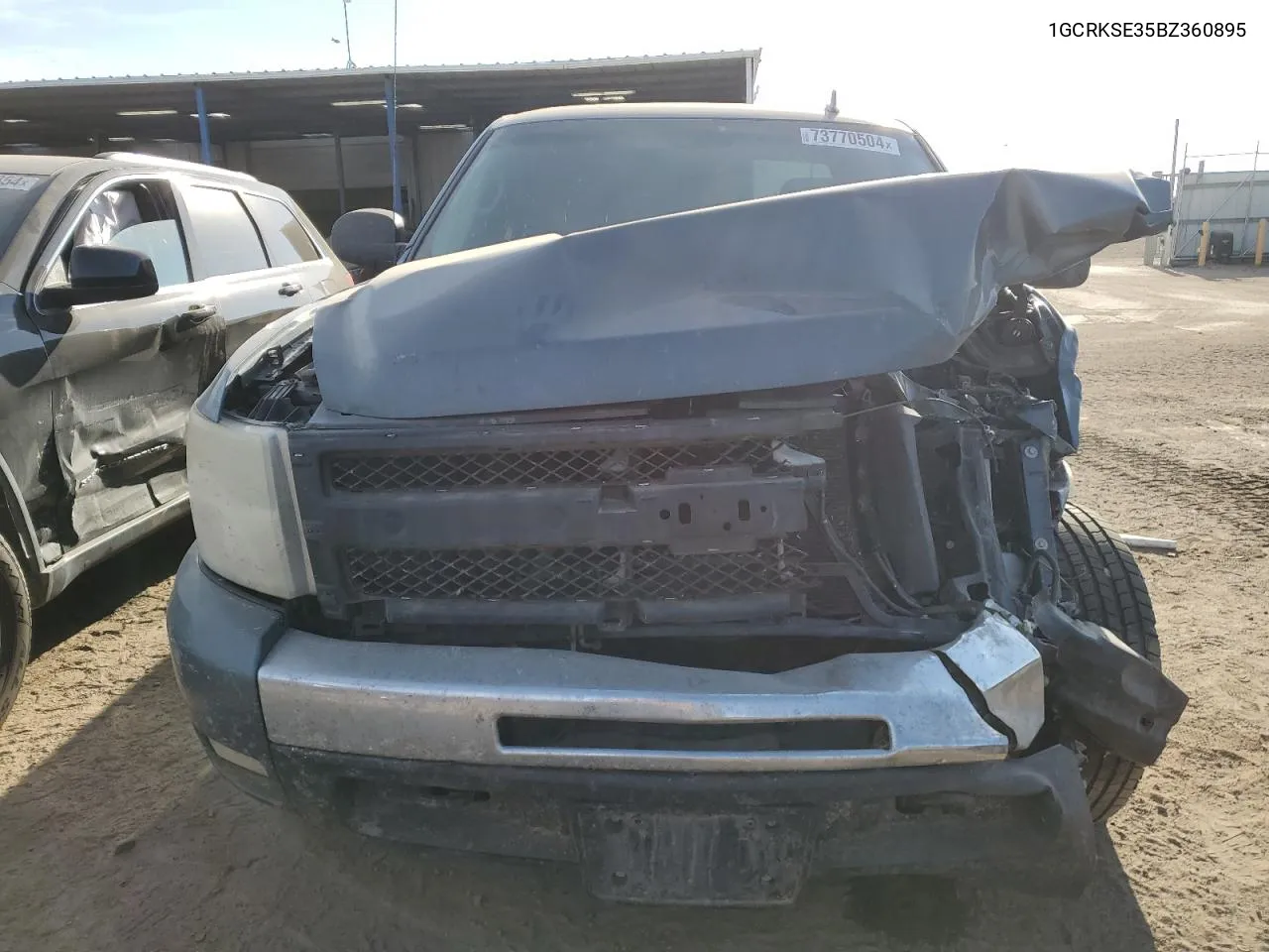 1GCRKSE35BZ360895 2011 Chevrolet Silverado K1500 Lt