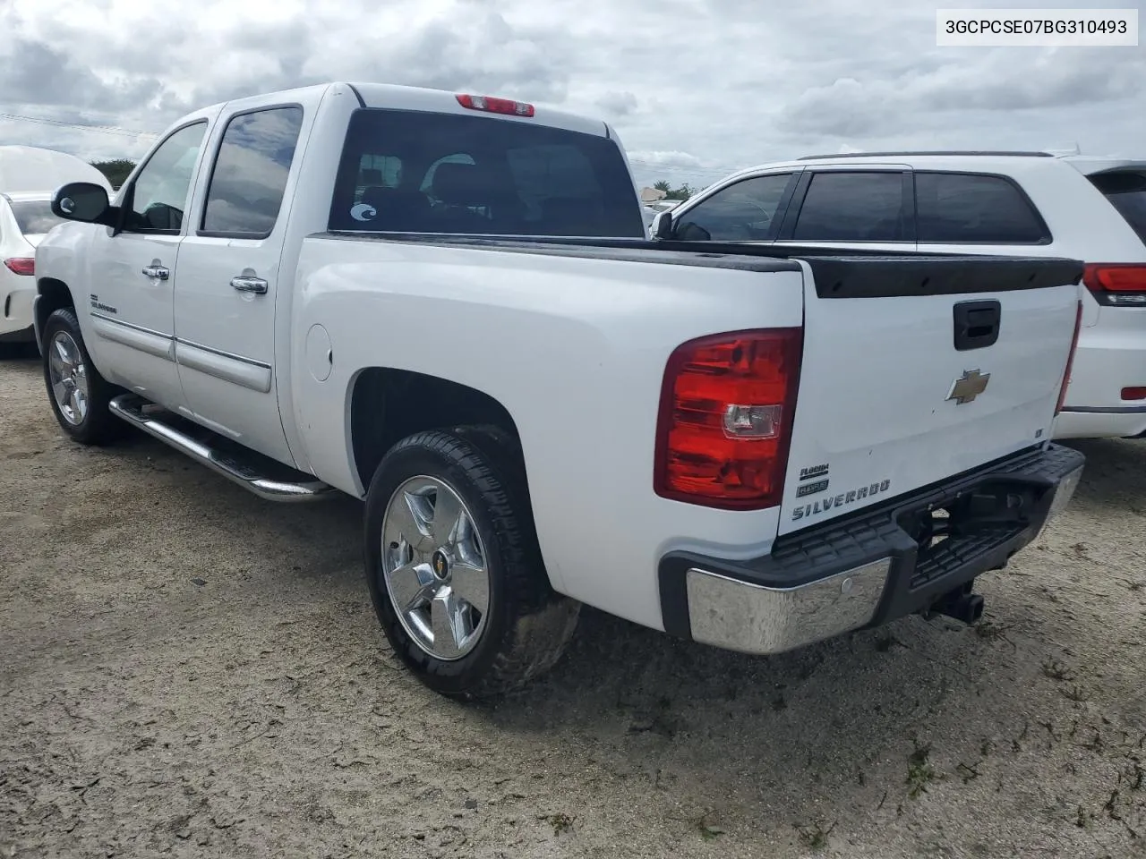 2011 Chevrolet Silverado C1500 Lt VIN: 3GCPCSE07BG310493 Lot: 74808394