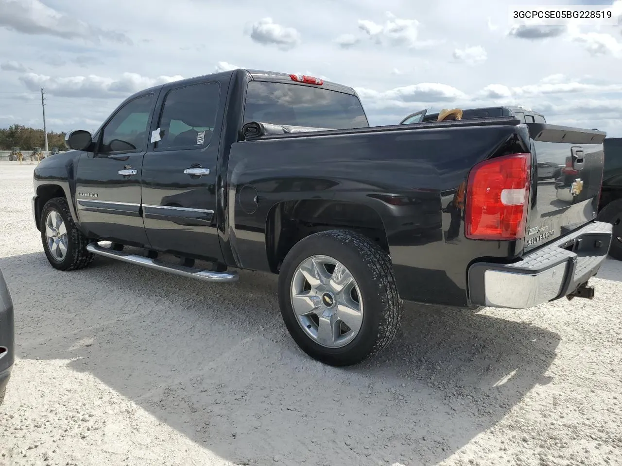 2011 Chevrolet Silverado C1500 Lt VIN: 3GCPCSE05BG228519 Lot: 76457204