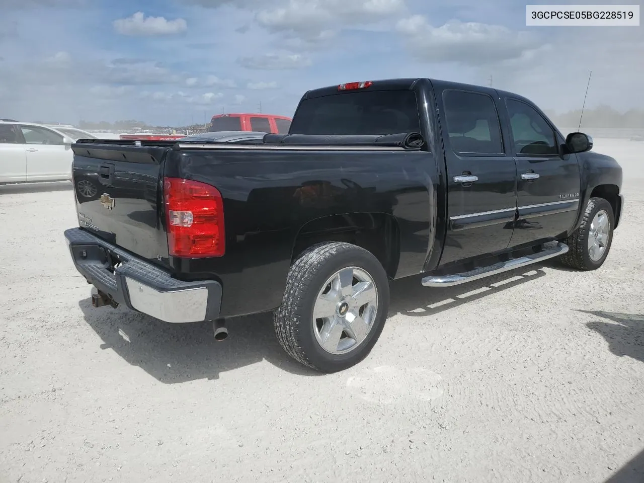 2011 Chevrolet Silverado C1500 Lt VIN: 3GCPCSE05BG228519 Lot: 76457204