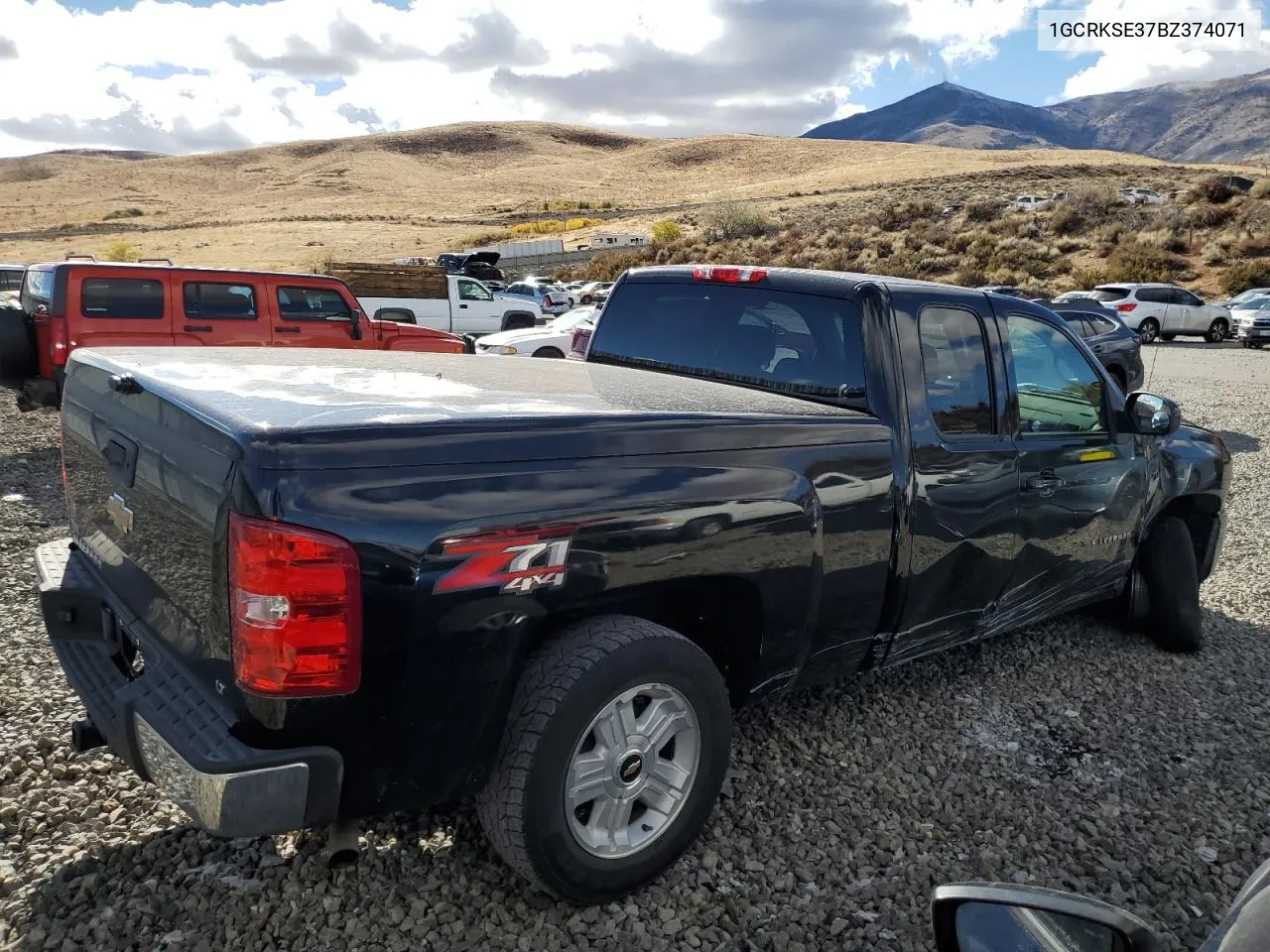 2011 Chevrolet Silverado K1500 Lt VIN: 1GCRKSE37BZ374071 Lot: 78128424