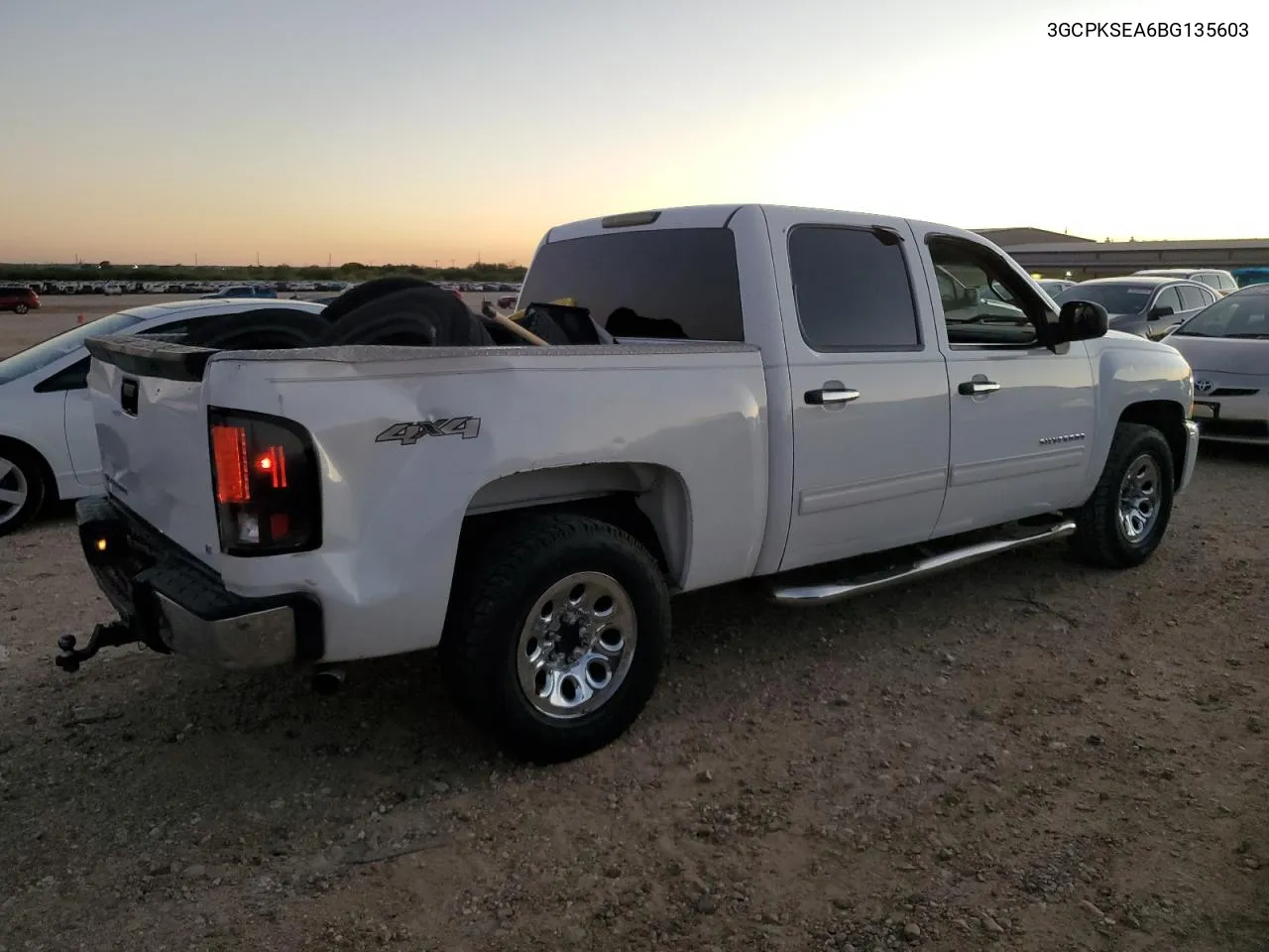 2011 Chevrolet Silverado K1500 Lt VIN: 3GCPKSEA6BG135603 Lot: 79643964