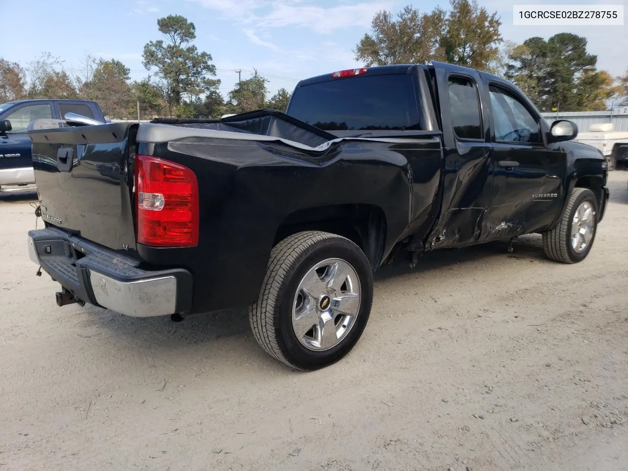 2011 Chevrolet Silverado C1500 Lt VIN: 1GCRCSE02BZ278755 Lot: 79667874