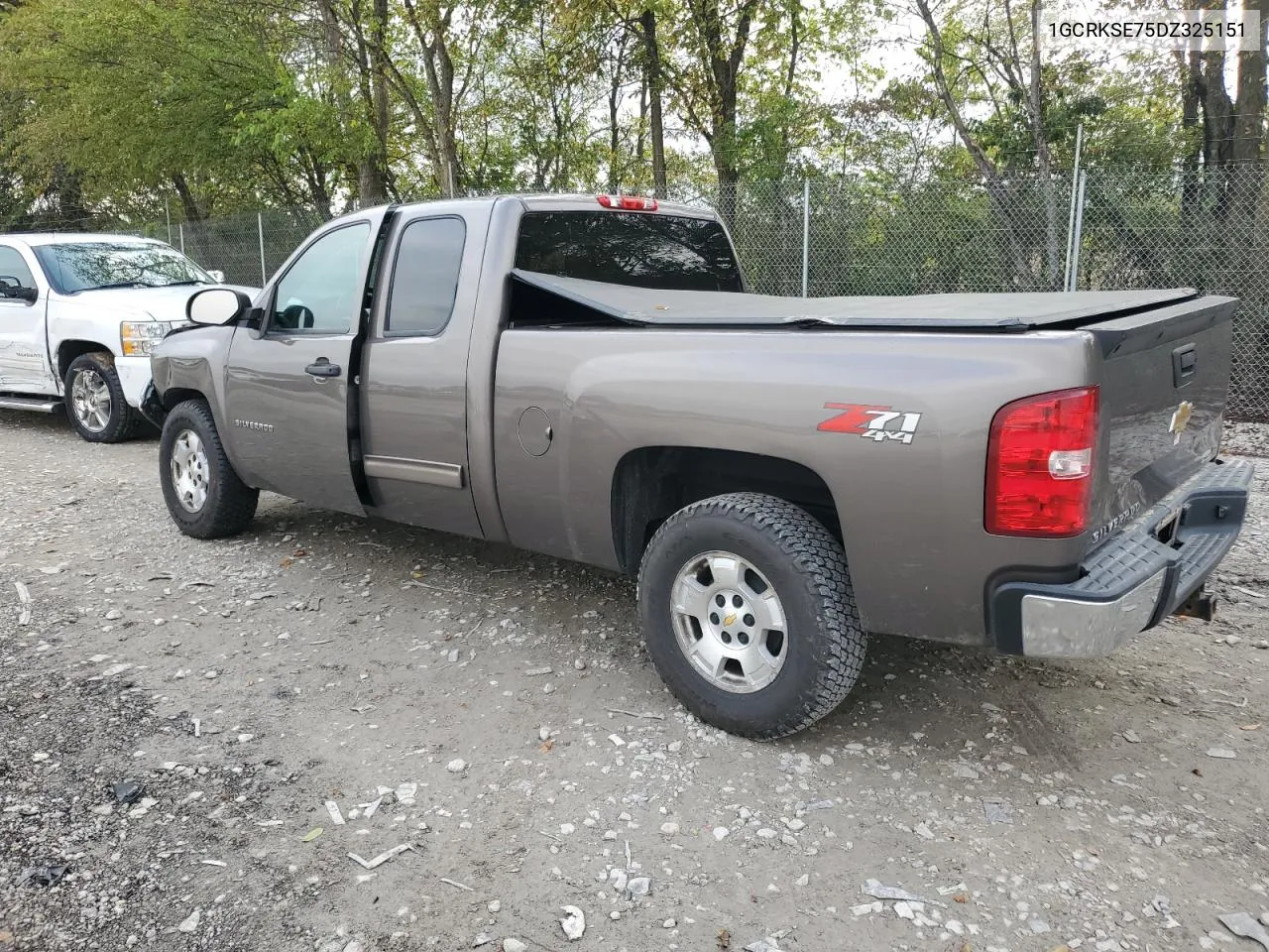 2013 Chevrolet Silverado K1500 Lt VIN: 1GCRKSE75DZ325151 Lot: 73740844