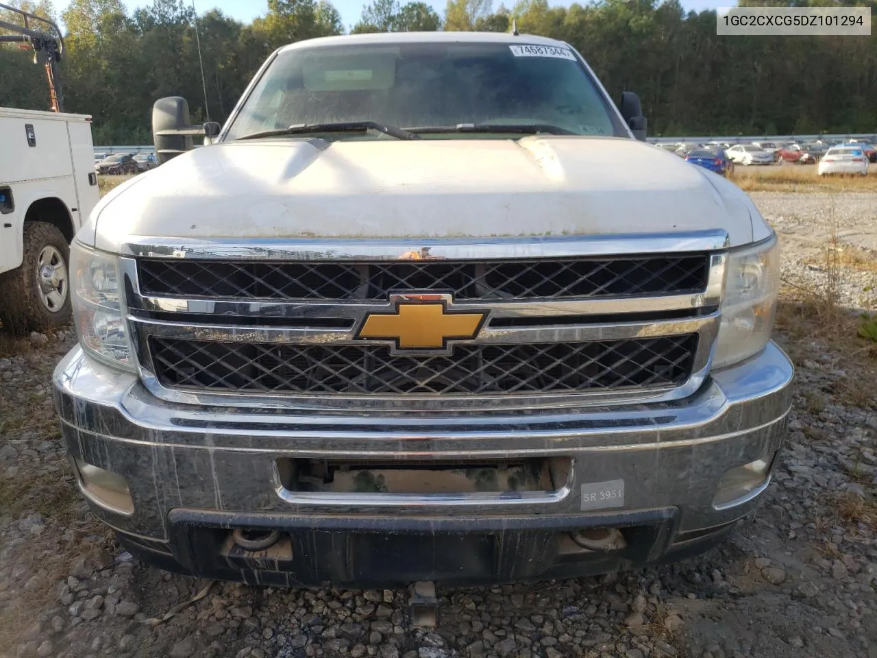 1GC2CXCG5DZ101294 2013 Chevrolet Silverado C2500 Heavy Duty Lt