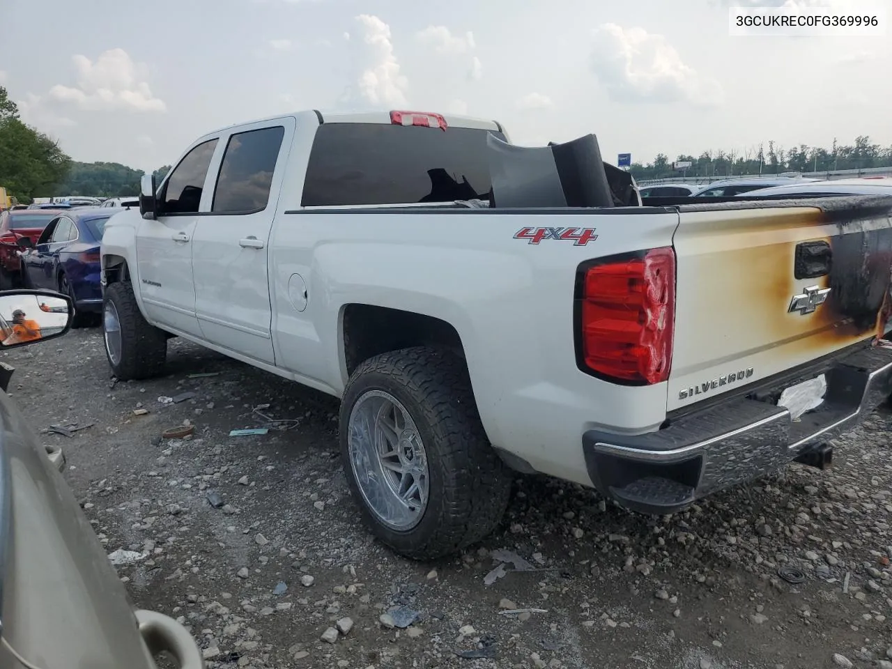 3GCUKREC0FG369996 2015 Chevrolet Silverado K1500 Lt