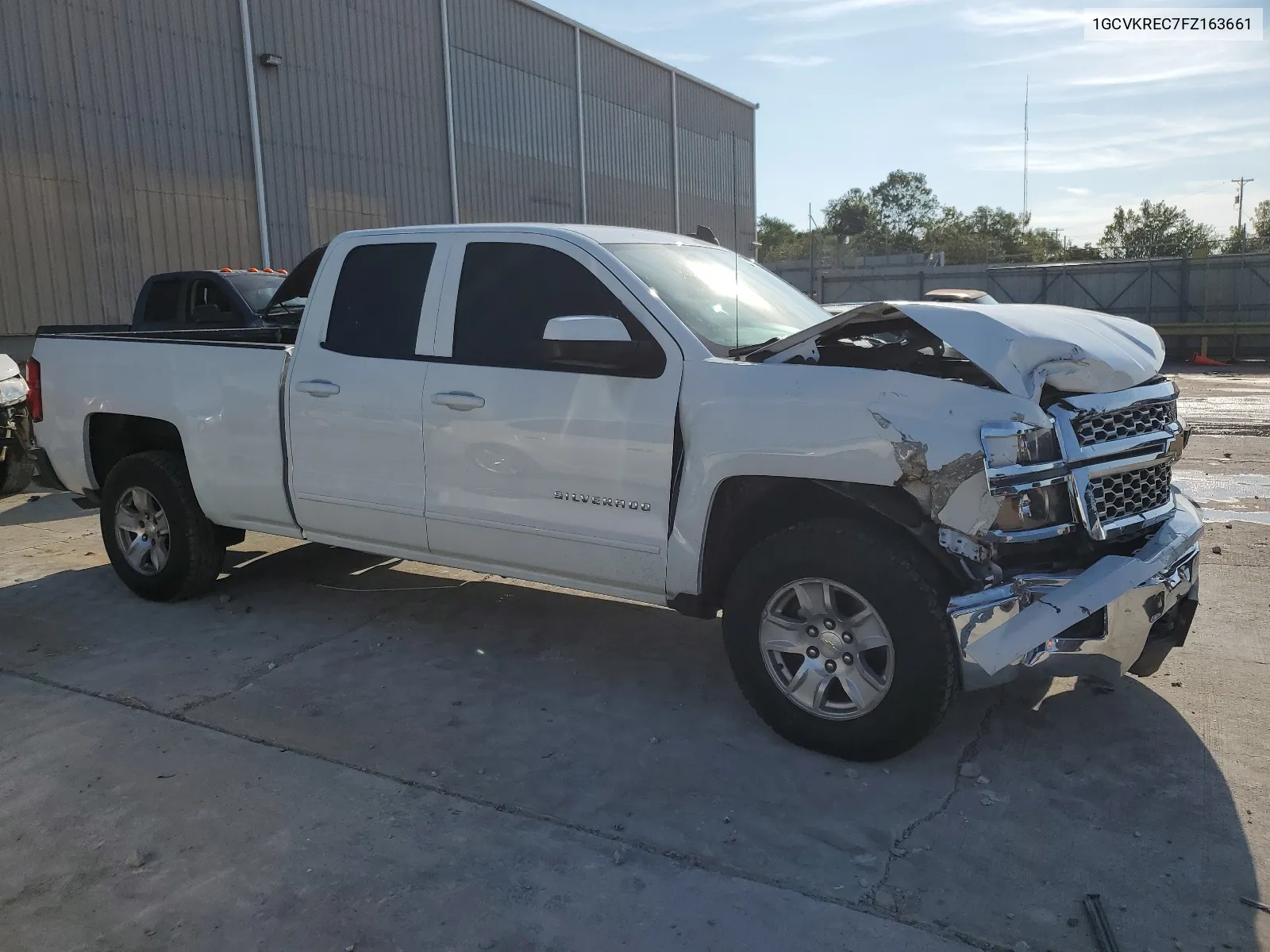 1GCVKREC7FZ163661 2015 Chevrolet Silverado K1500 Lt