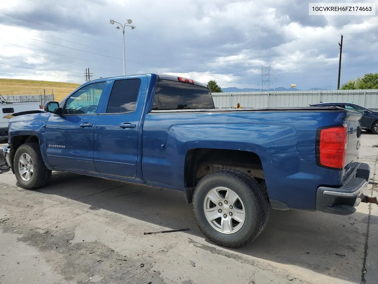 1GCVKREH6FZ174663 2015 Chevrolet Silverado K1500 Lt