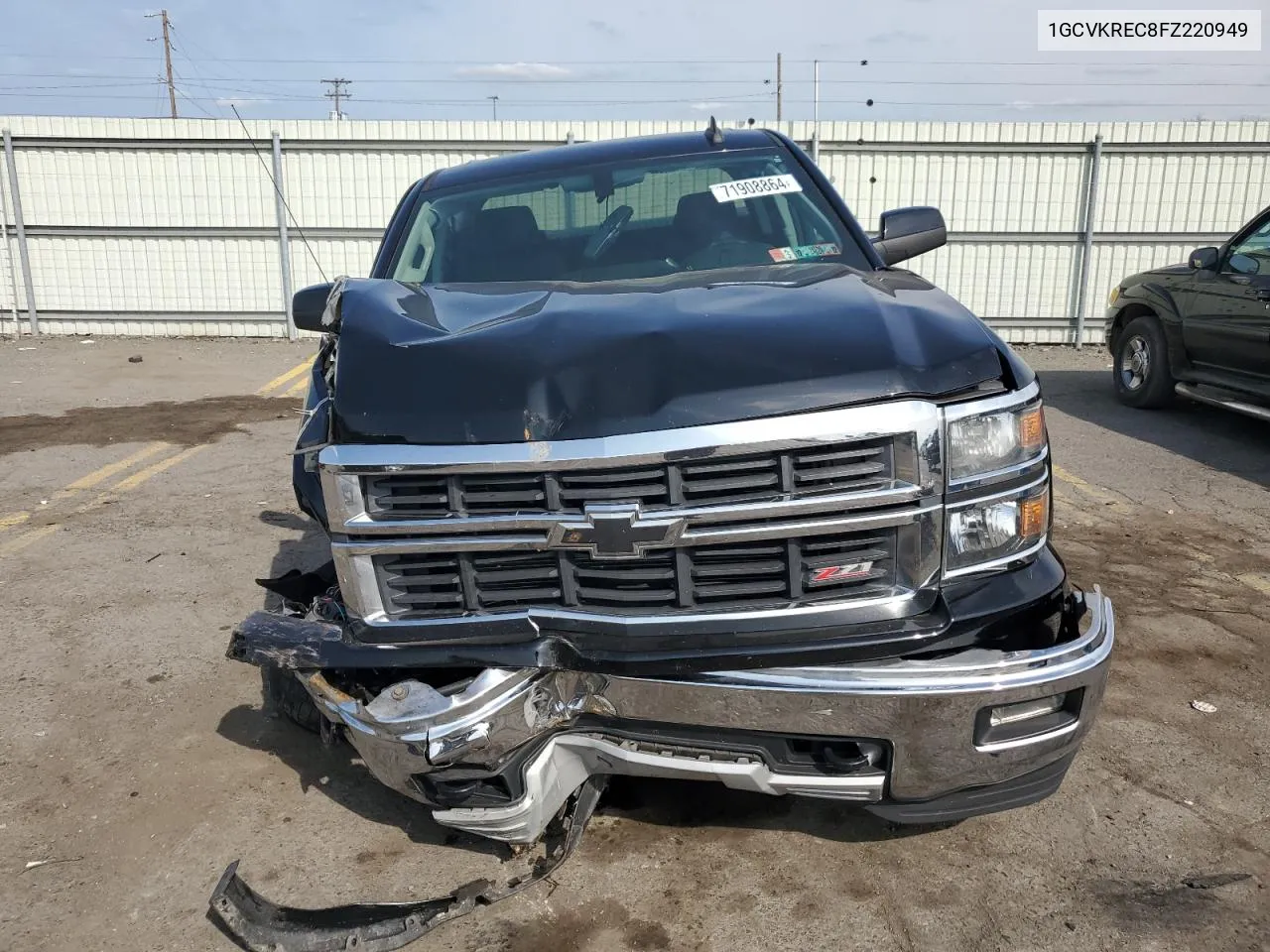 1GCVKREC8FZ220949 2015 Chevrolet Silverado K1500 Lt