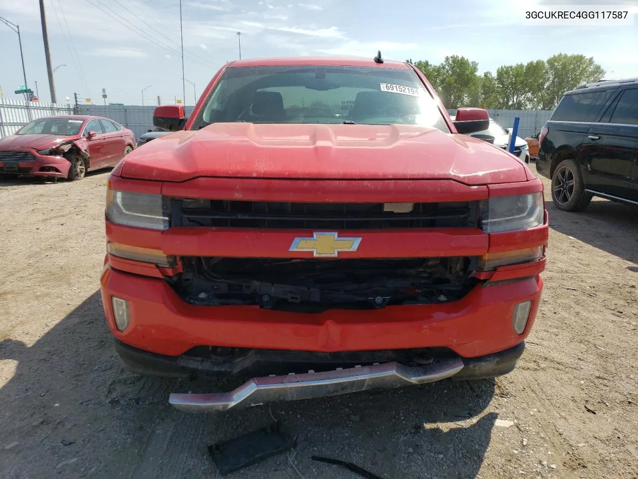 2016 Chevrolet Silverado K1500 Lt VIN: 3GCUKREC4GG117587 Lot: 69152194