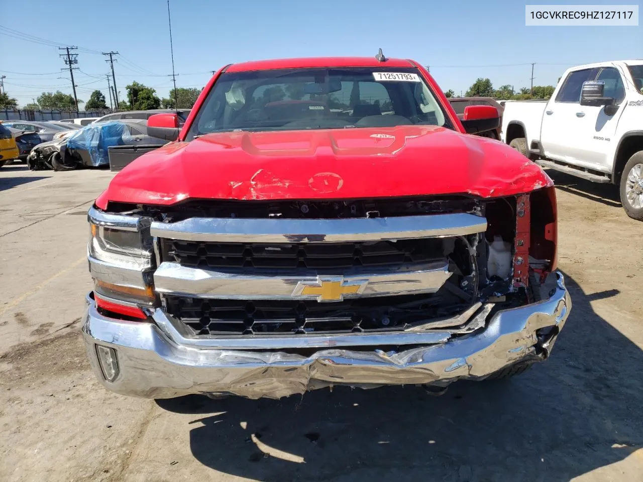 2017 Chevrolet Silverado K1500 Lt VIN: 1GCVKREC9HZ127117 Lot: 40607904