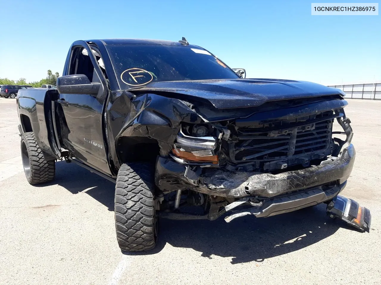 2017 Chevrolet Silverado K1500 Lt VIN: 1GCNKREC1HZ386975 Lot: 56025212