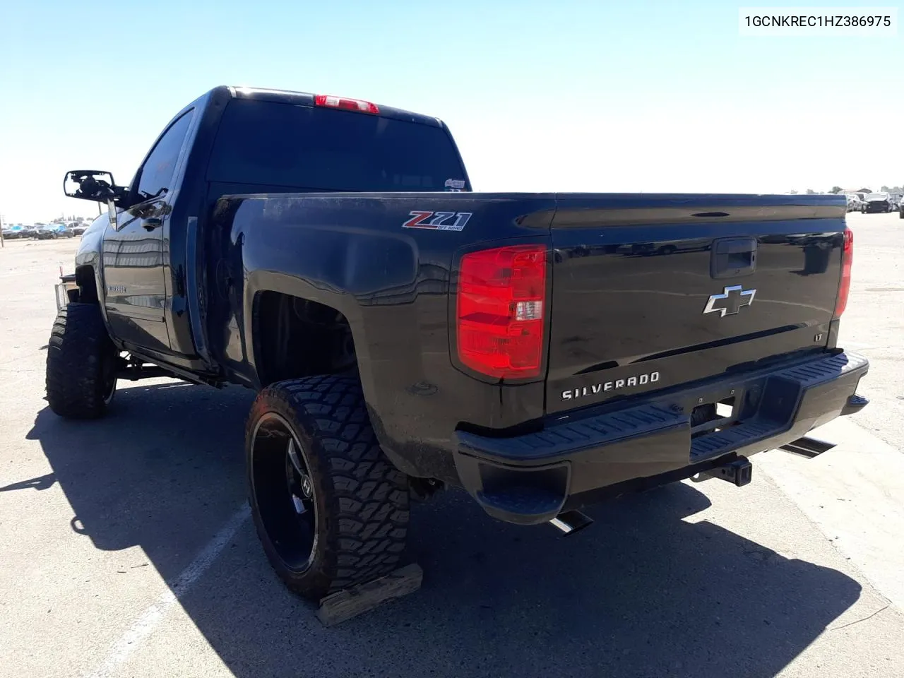 1GCNKREC1HZ386975 2017 Chevrolet Silverado K1500 Lt