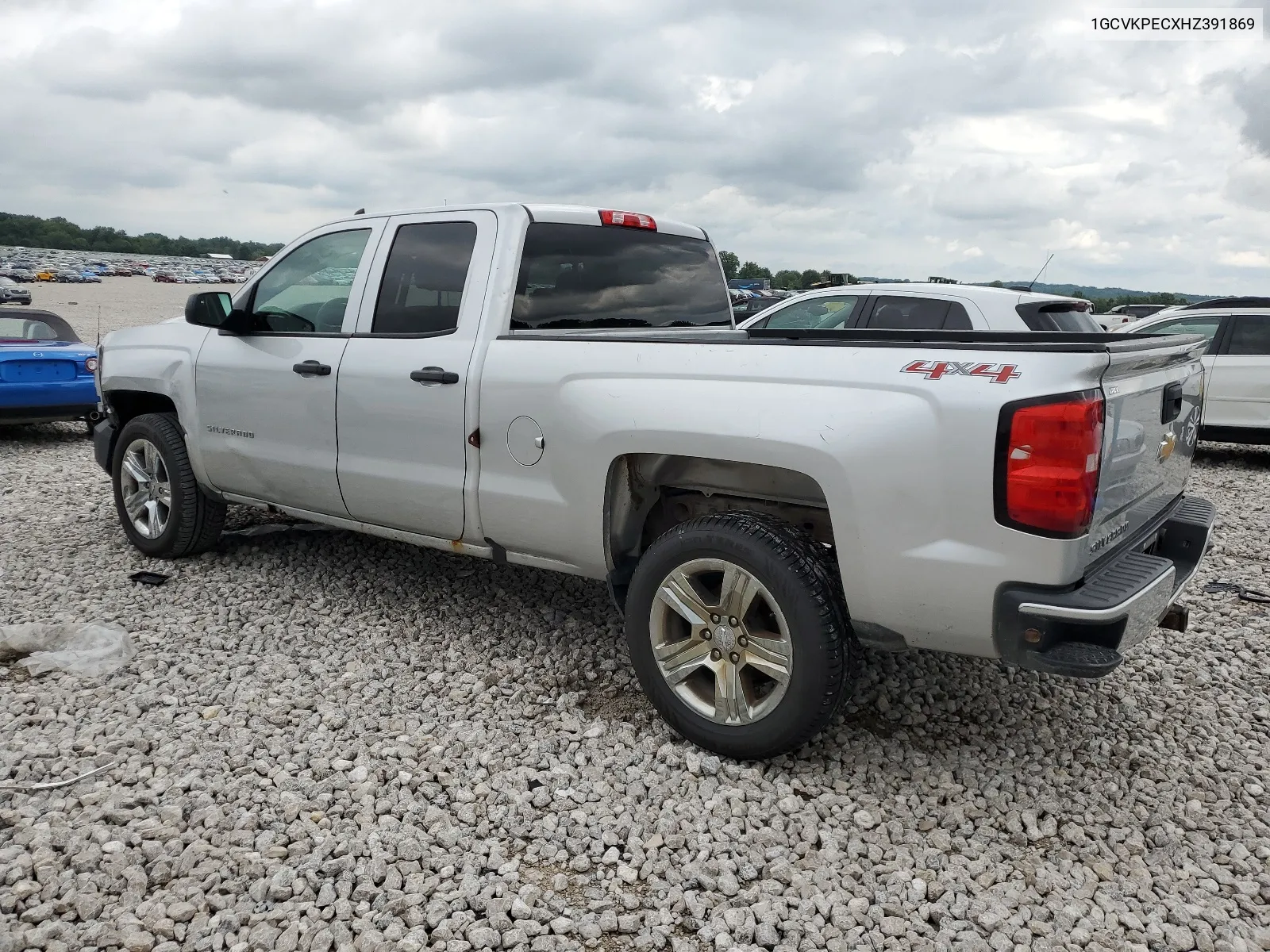 2017 Chevrolet Silverado K1500 Custom VIN: 1GCVKPECXHZ391869 Lot: 61597054