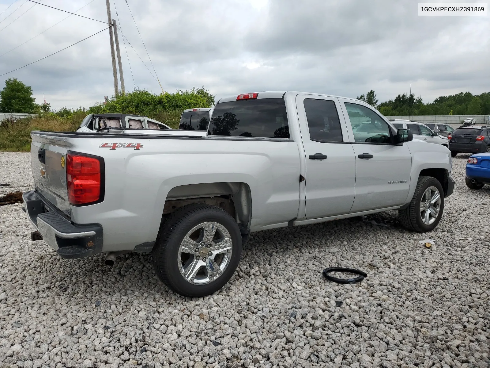 2017 Chevrolet Silverado K1500 Custom VIN: 1GCVKPECXHZ391869 Lot: 61597054