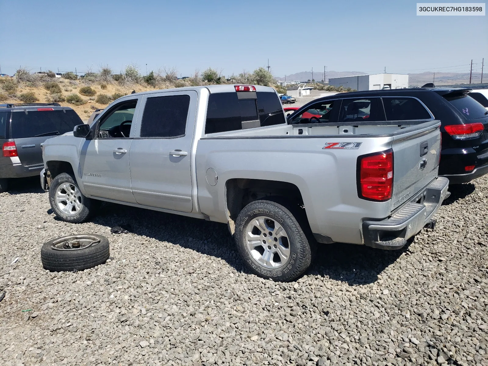 3GCUKREC7HG183598 2017 Chevrolet Silverado K1500 Lt