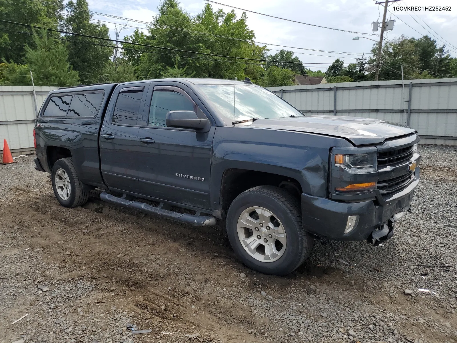 1GCVKREC1HZ252452 2017 Chevrolet Silverado K1500 Lt