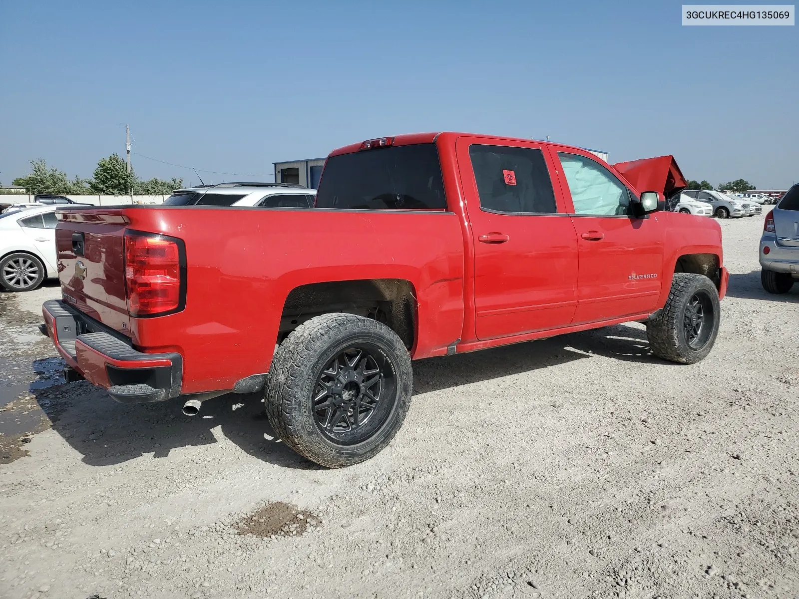 2017 Chevrolet Silverado K1500 Lt VIN: 3GCUKREC4HG135069 Lot: 64833264