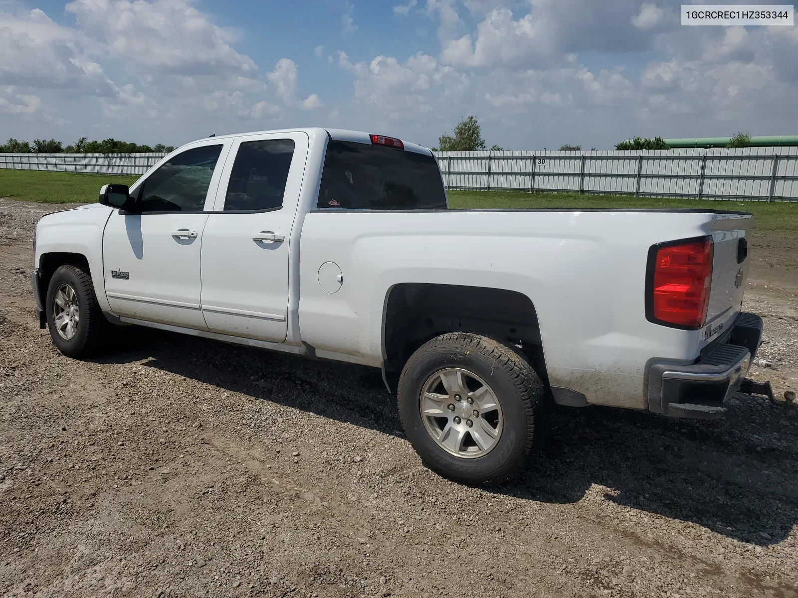 1GCRCREC1HZ353344 2017 Chevrolet Silverado C1500 Lt