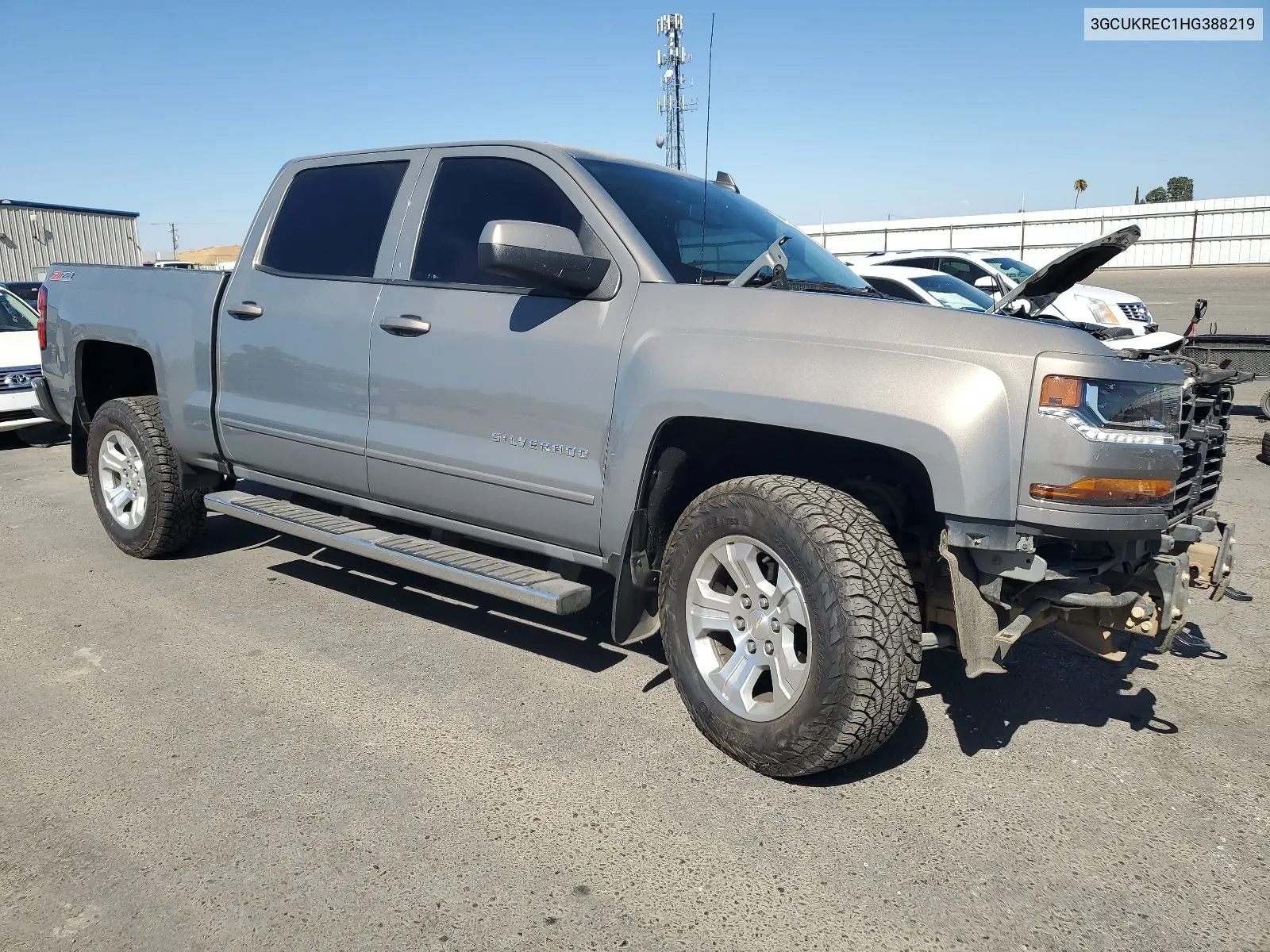 3GCUKREC1HG388219 2017 Chevrolet Silverado K1500 Lt