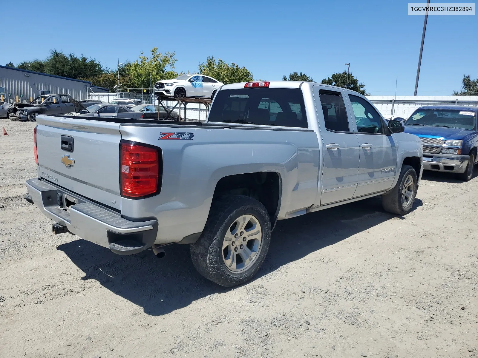 1GCVKREC3HZ382894 2017 Chevrolet Silverado K1500 Lt