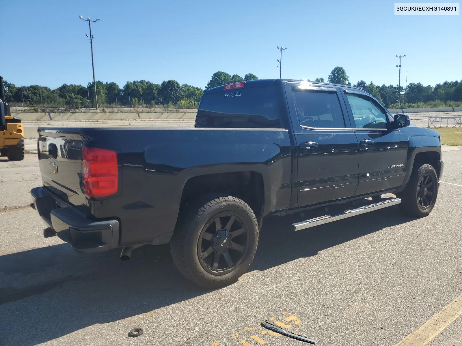 3GCUKRECXHG140891 2017 Chevrolet Silverado K1500 Lt