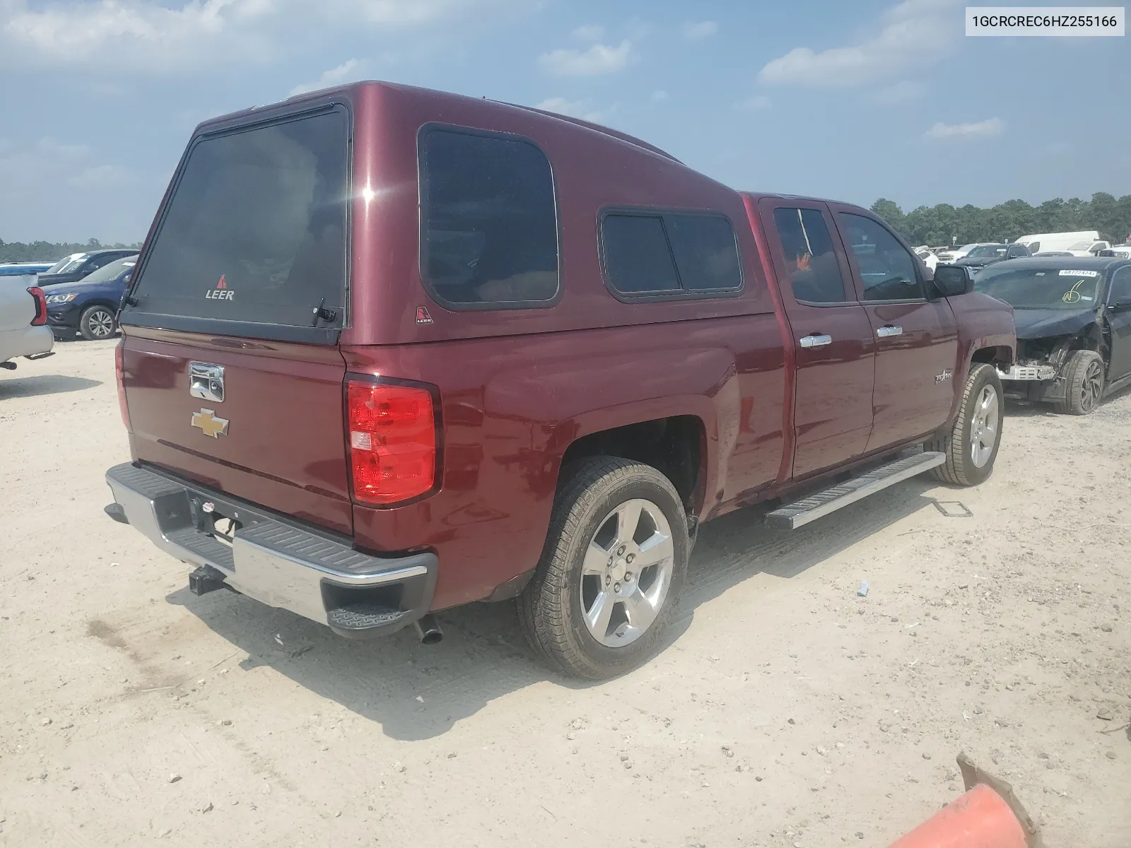 2017 Chevrolet Silverado C1500 Lt VIN: 1GCRCREC6HZ255166 Lot: 68174104