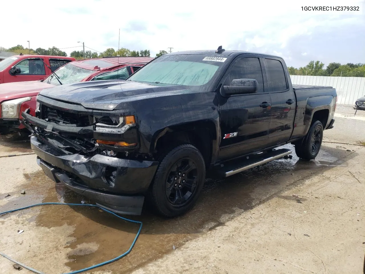 2017 Chevrolet Silverado K1500 Lt VIN: 1GCVKREC1HZ379332 Lot: 69802944