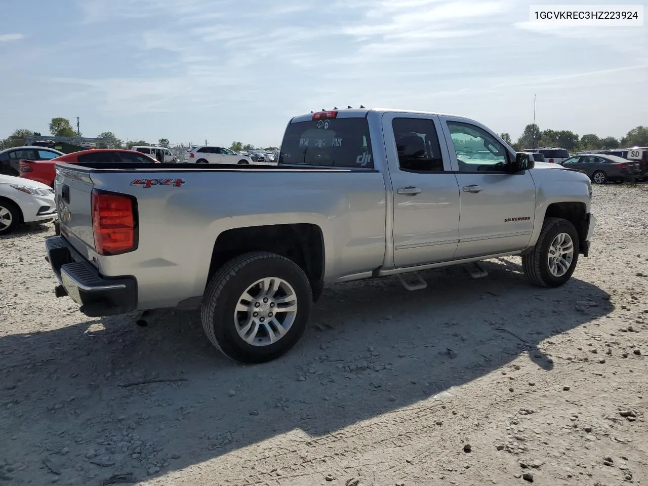 2017 Chevrolet Silverado K1500 Lt VIN: 1GCVKREC3HZ223924 Lot: 71383294