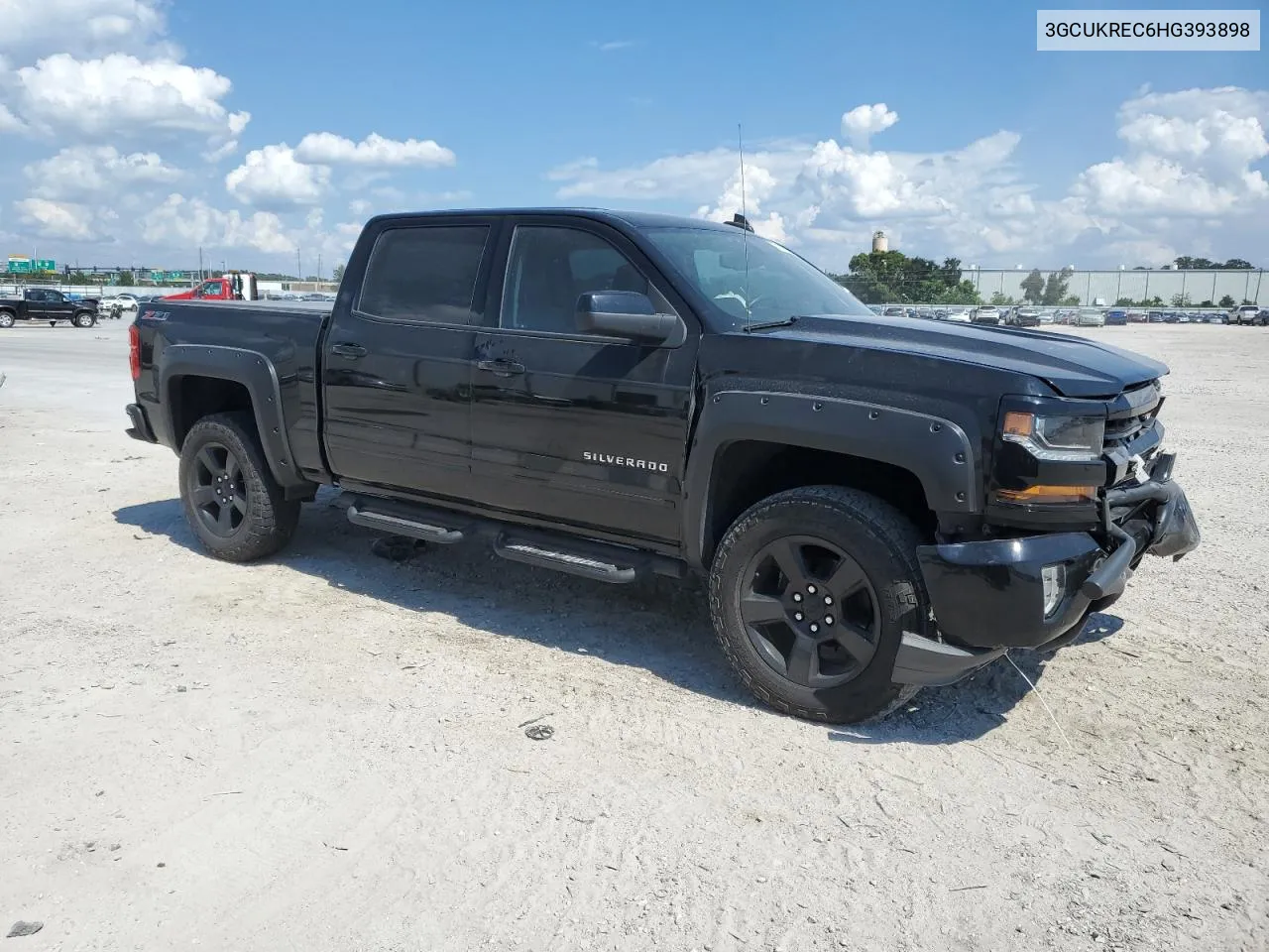 3GCUKREC6HG393898 2017 Chevrolet Silverado K1500 Lt