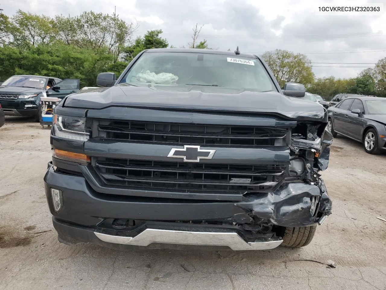 2017 Chevrolet Silverado K1500 Lt VIN: 1GCVKREC3HZ320363 Lot: 73076364