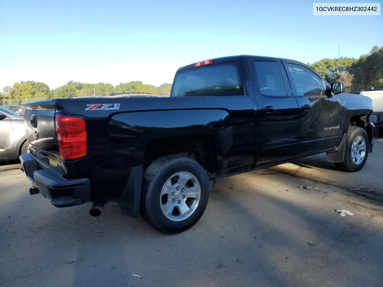 1GCVKREC8HZ302442 2017 Chevrolet Silverado K1500 Lt