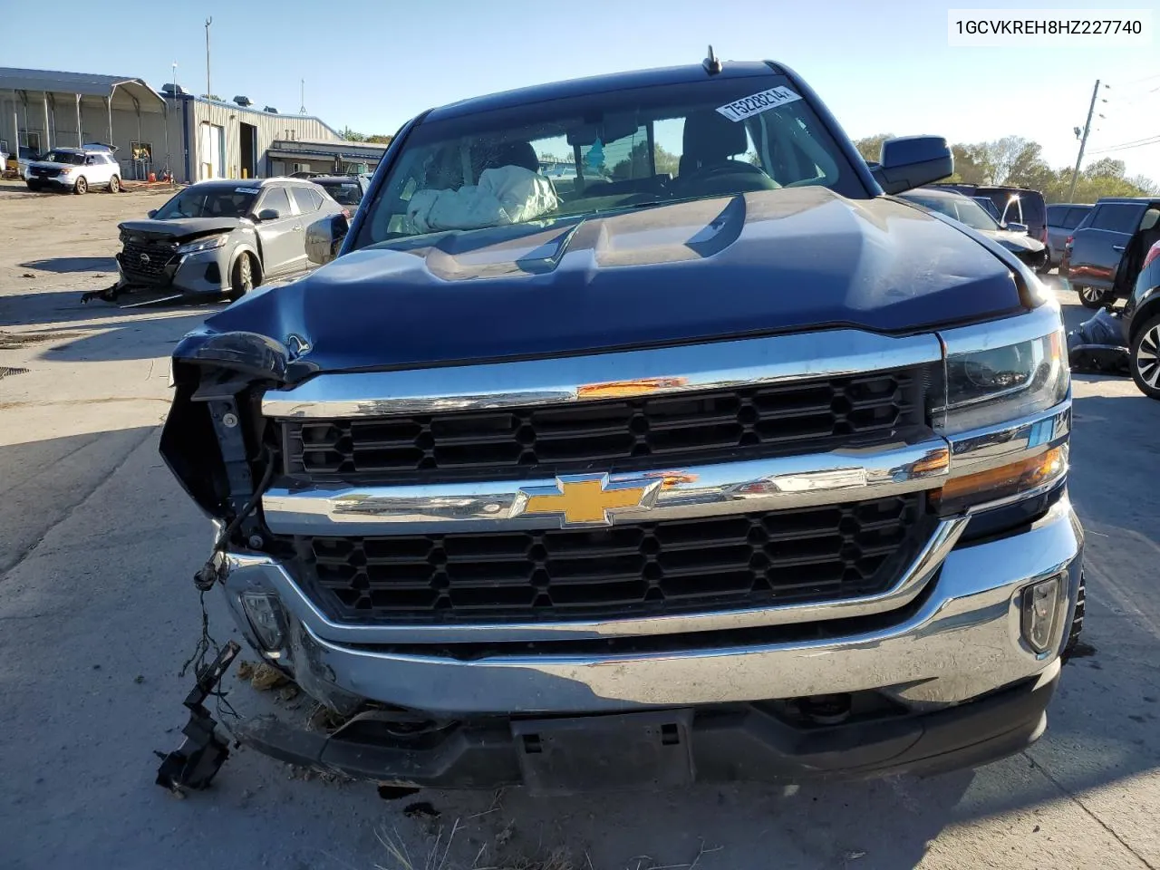 2017 Chevrolet Silverado K1500 Lt VIN: 1GCVKREH8HZ227740 Lot: 75228214