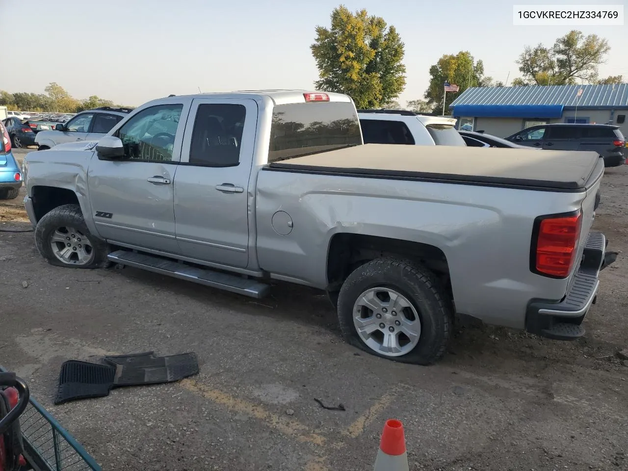 2017 Chevrolet Silverado K1500 Lt VIN: 1GCVKREC2HZ334769 Lot: 77838274