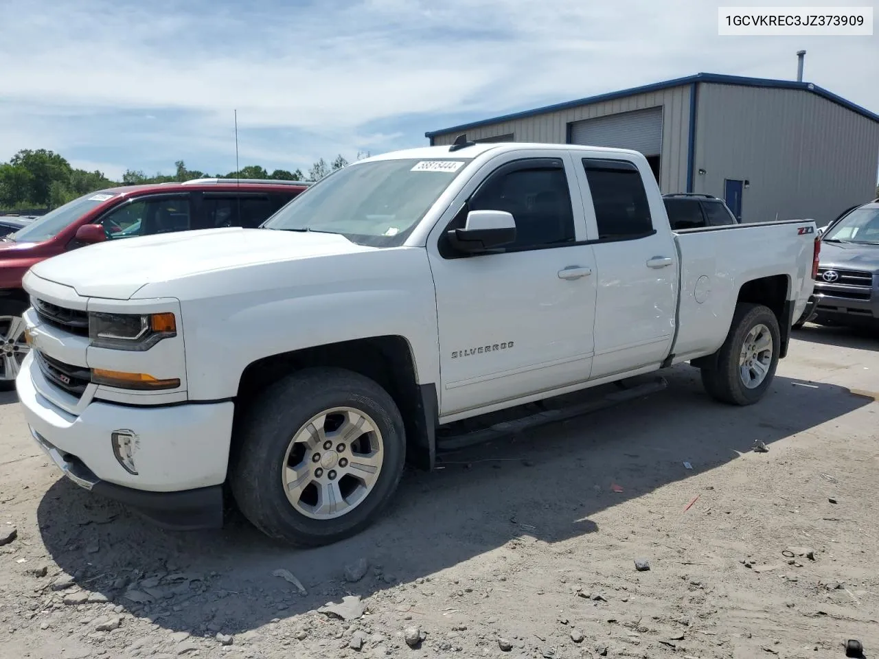 2018 Chevrolet Silverado K1500 Lt VIN: 1GCVKREC3JZ373909 Lot: 58815444