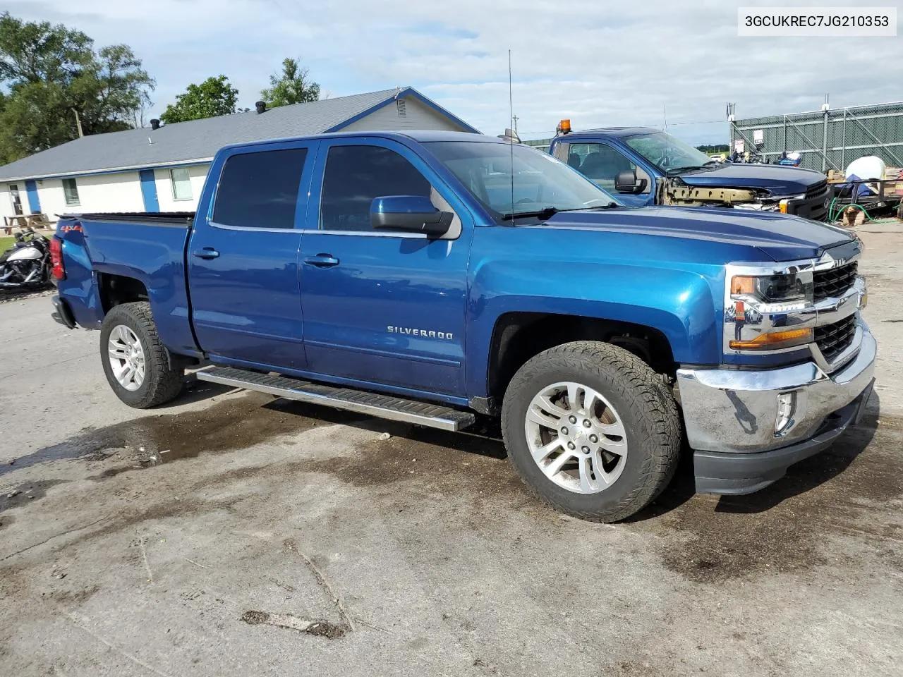 2018 Chevrolet Silverado K1500 Lt VIN: 3GCUKREC7JG210353 Lot: 61623954