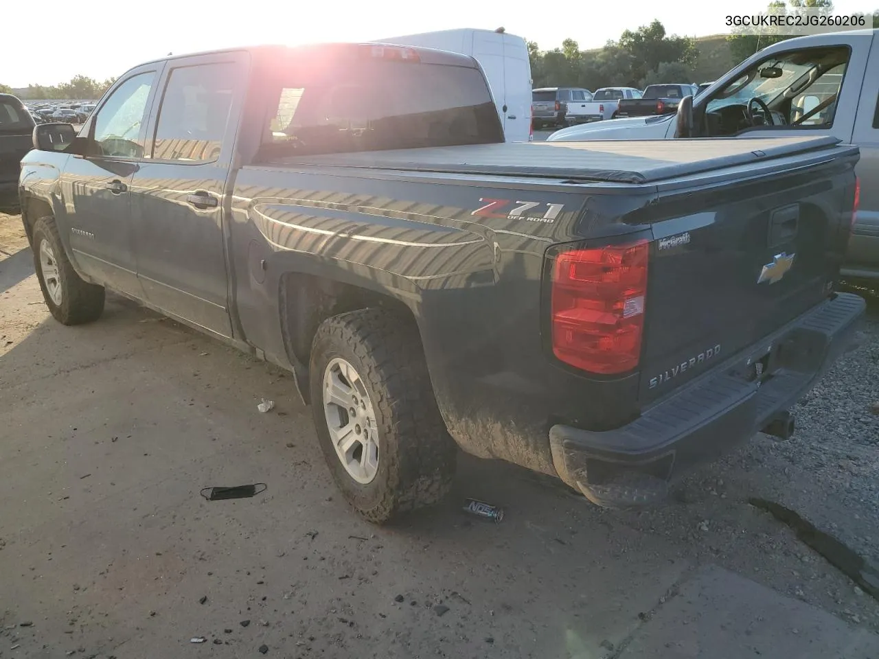 3GCUKREC2JG260206 2018 Chevrolet Silverado K1500 Lt