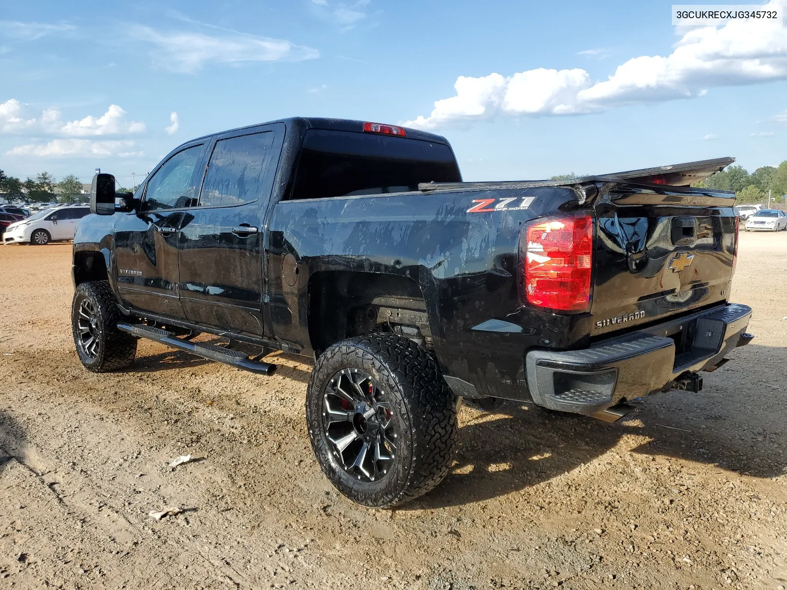 3GCUKRECXJG345732 2018 Chevrolet Silverado K1500 Lt