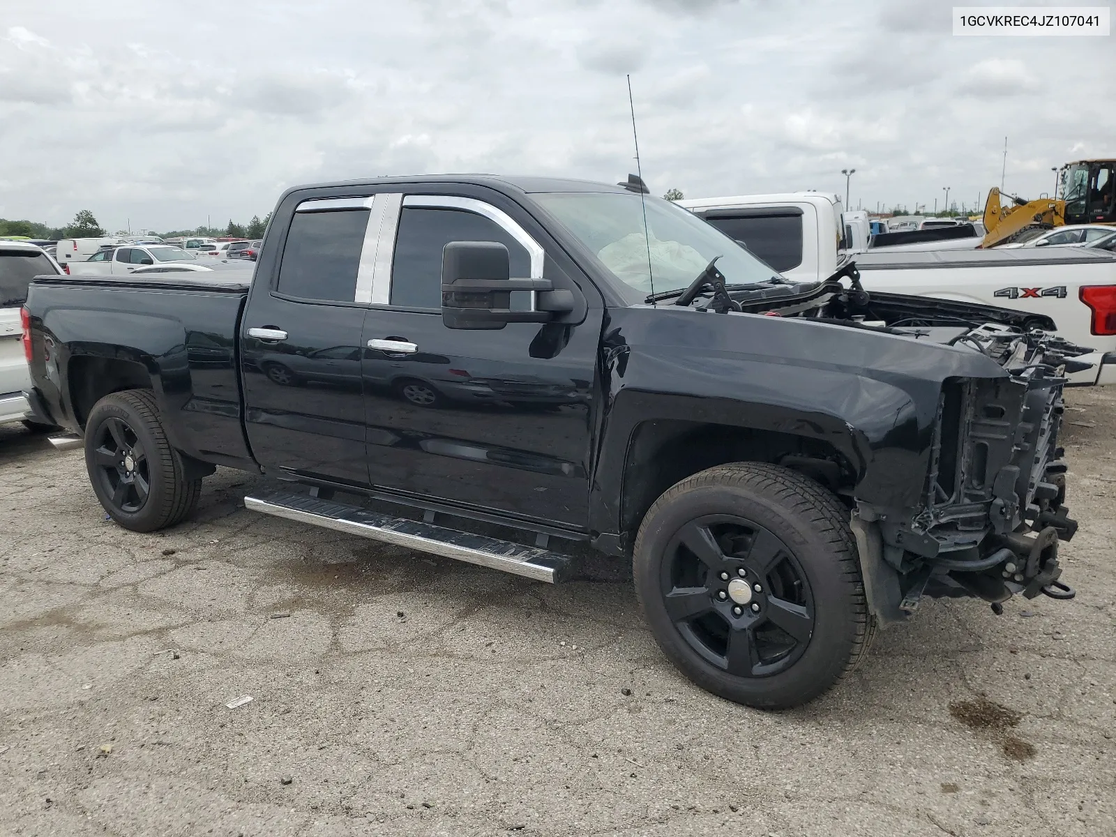 2018 Chevrolet Silverado K1500 Lt VIN: 1GCVKREC4JZ107041 Lot: 64342234