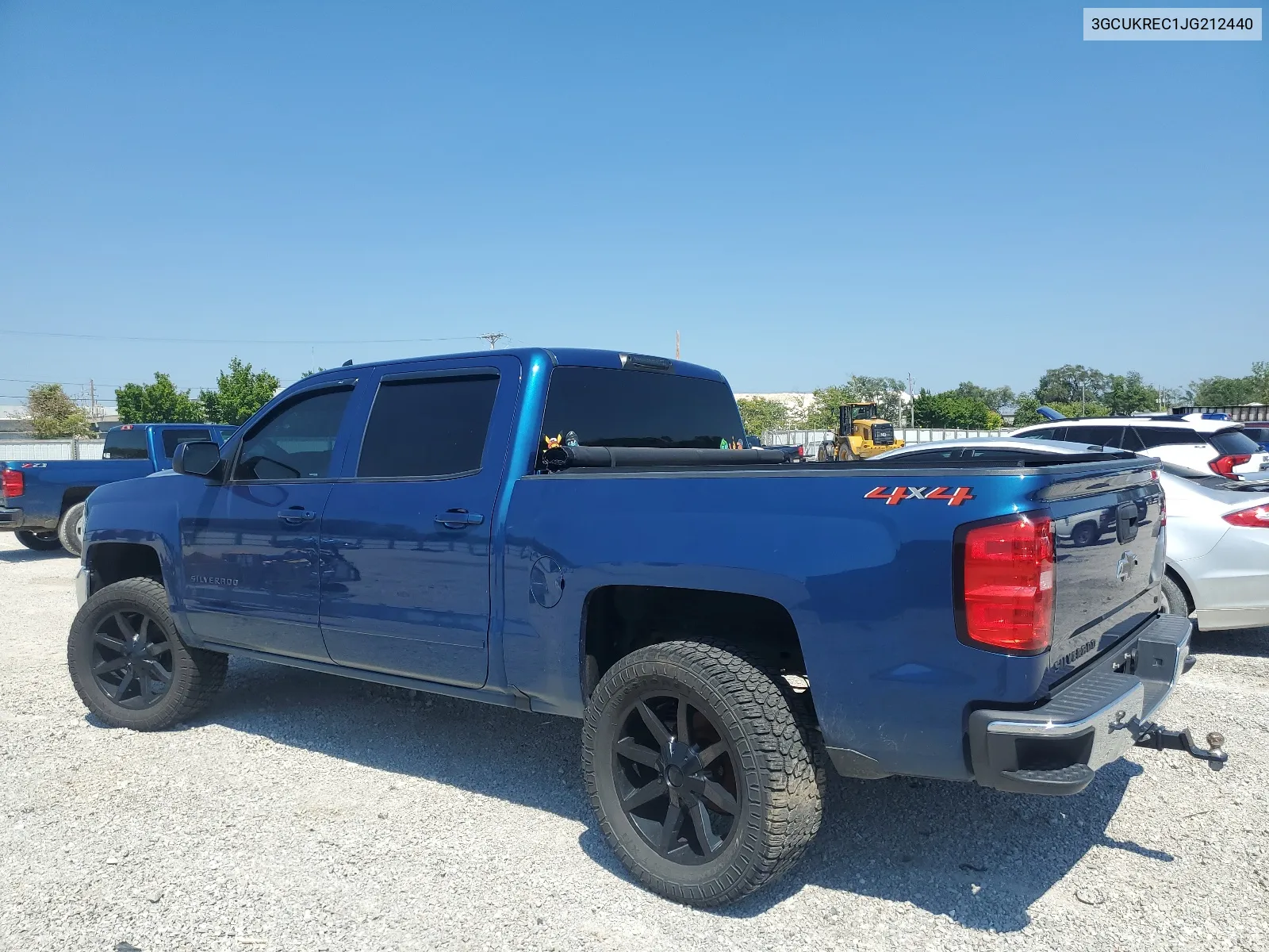 2018 Chevrolet Silverado K1500 Lt VIN: 3GCUKREC1JG212440 Lot: 65430214