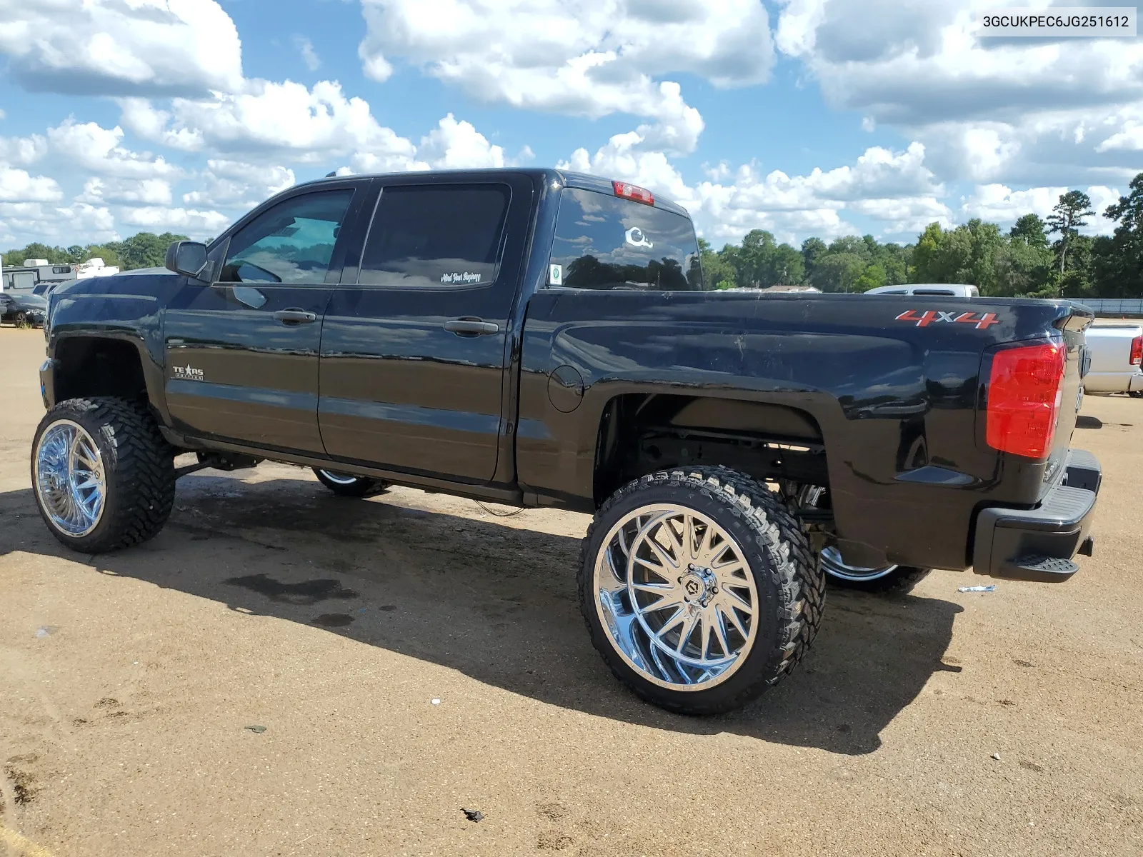 2018 Chevrolet Silverado K1500 Custom VIN: 3GCUKPEC6JG251612 Lot: 67787624