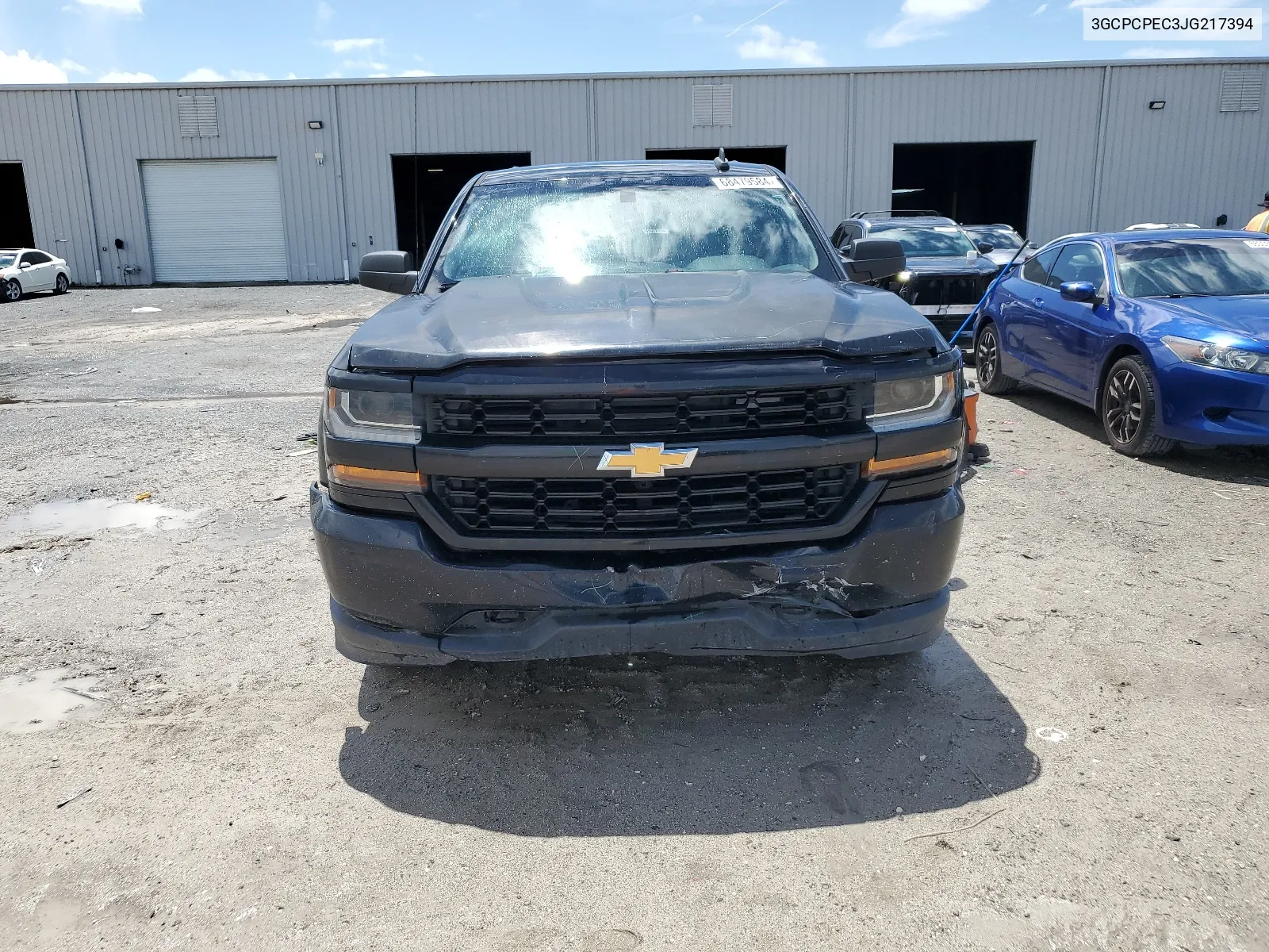 2018 Chevrolet Silverado C1500 Custom VIN: 3GCPCPEC3JG217394 Lot: 68479584