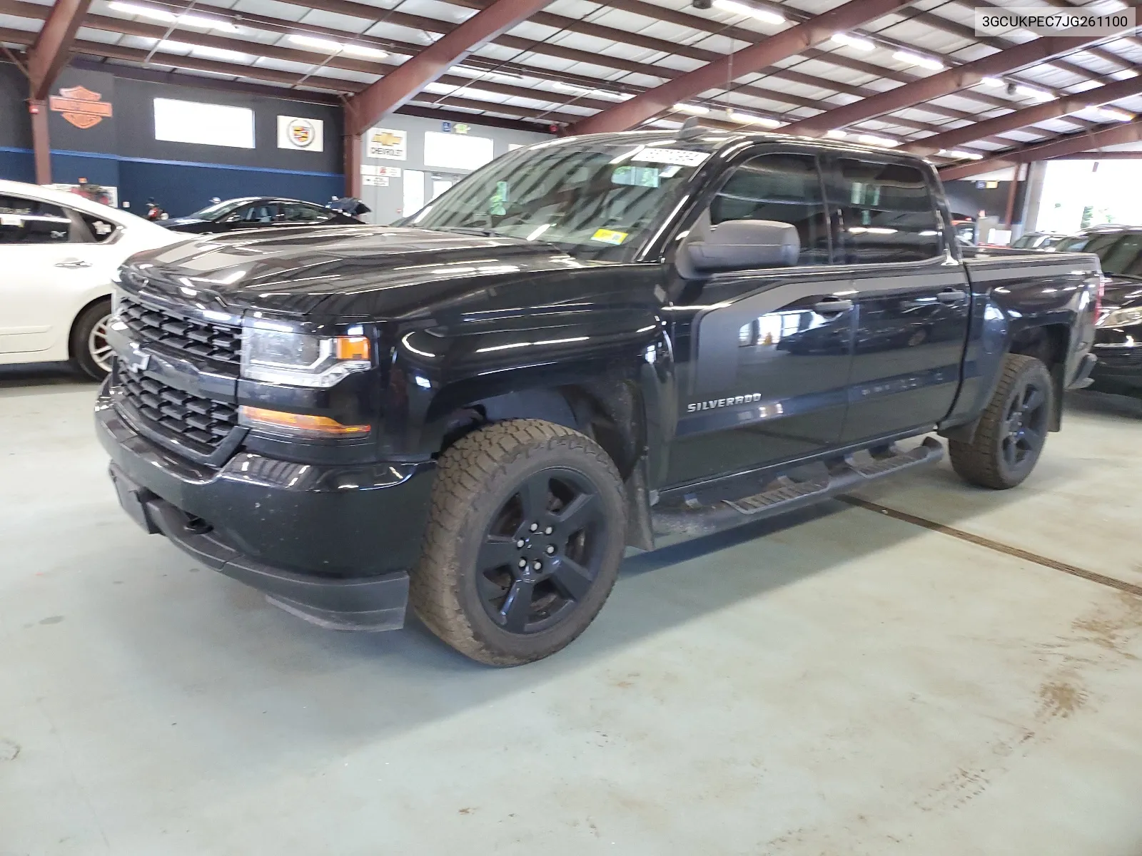 2018 Chevrolet Silverado K1500 Custom VIN: 3GCUKPEC7JG261100 Lot: 68710964