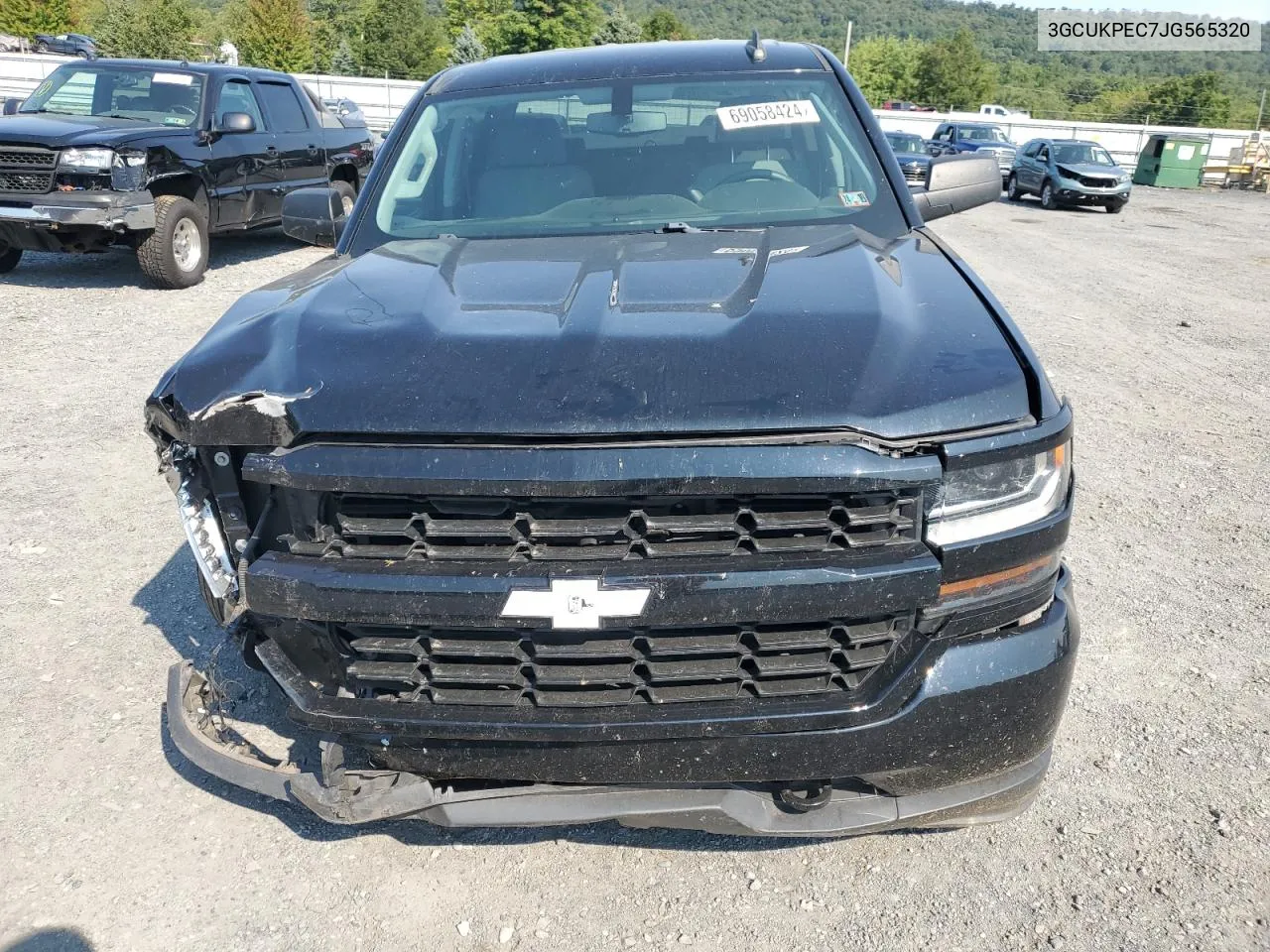 2018 Chevrolet Silverado K1500 Custom VIN: 3GCUKPEC7JG565320 Lot: 69058424