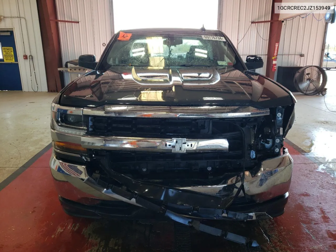 1GCRCREC2JZ153949 2018 Chevrolet Silverado C1500 Lt