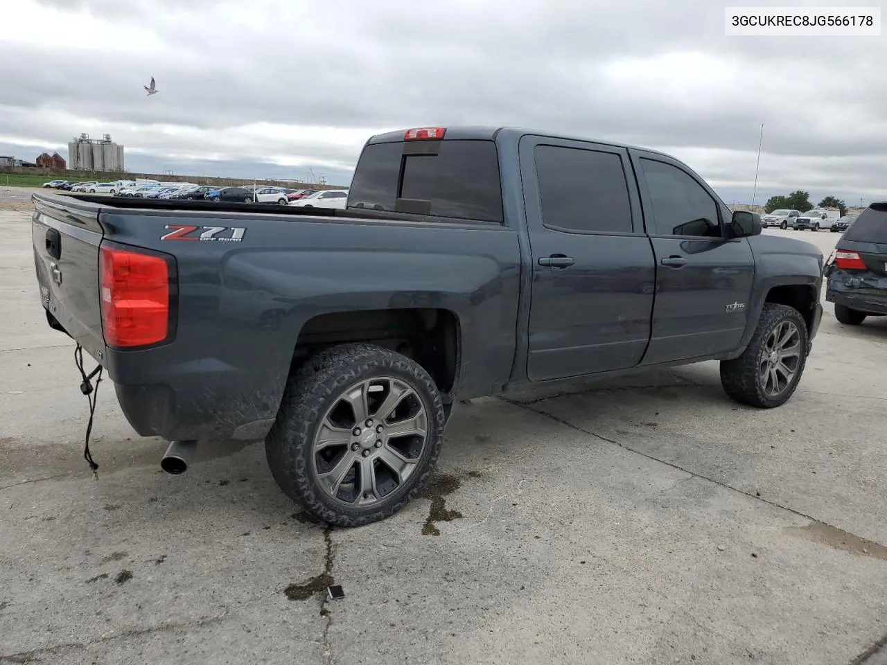 2018 Chevrolet Silverado K1500 Lt VIN: 3GCUKREC8JG566178 Lot: 71157734