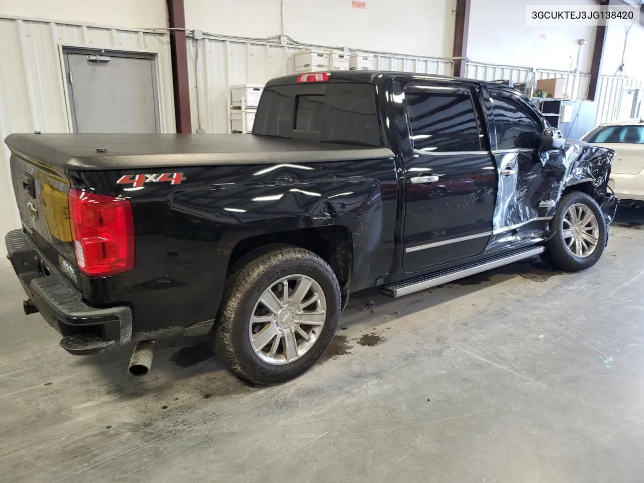 3GCUKTEJ3JG138420 2018 Chevrolet Silverado K1500 High Country